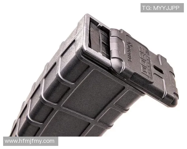 深圳极限运动队边路渗透打法解析与战术创新探讨