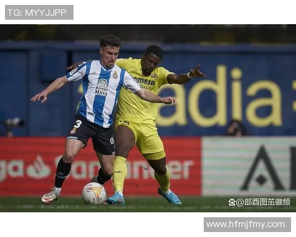 贝西克塔斯与马尔默的激烈对决展现足球魅力与团队精神 贝西克塔斯与马尔默的激烈对决展现足球魅力与团队精神