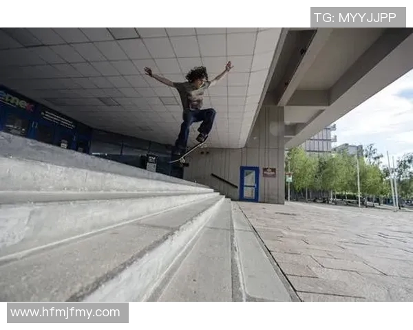 陈娜独家揭秘滑板技巧与心得分享助你轻松入门滑板世界 陈娜独家揭秘滑板技巧与心得分享助你轻松入门滑板世界