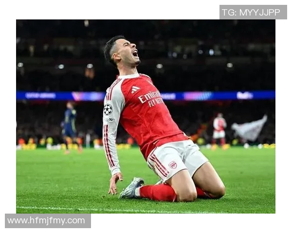 马丁内利:从青涩小将到足坛新星的华丽蜕变之路 马丁内利:从青涩小将到足坛新星的华丽蜕变之路